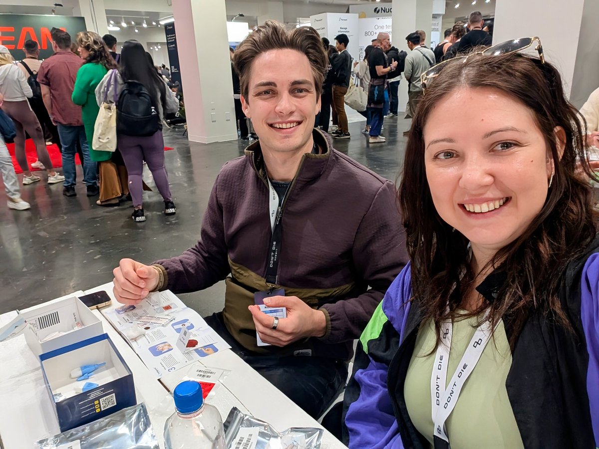 evabeylin's tweet image. trying not to die @DontDieSummit 

tldr a healthy lifestyle is less about self discipline, more about systems; following systems mitigates the opportunity for your mind to decide to do unhealthy things