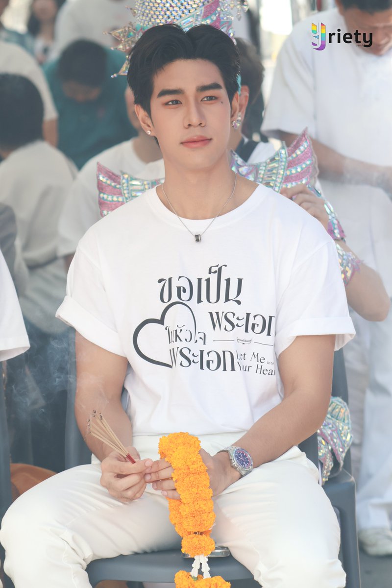 Yriety's tweet image. “ อะตอม - ณฐาภพ ” ร่วมพิธีบวงสรวงซีรีส์ ‘ ขอเป็นพระเอกในหัวใจพระเอก |  Let Me Into Your Heart ’ ซึ่งเป็นซีรีส์วายลิเกเรื่องแรกของประเทศไทย 

#atomnathaphop
#ขอเป็นพระเอกในหัวใจพระเอก
#บวงสรวงขอเป็นพระเอก
#LetMeIntoYourHeartTheSeries
#LetMeIntoYourHeart
#Yriety