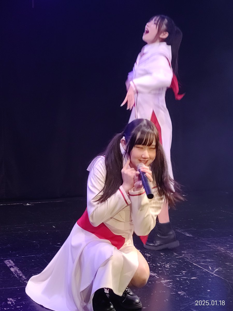 type38unit's tweet photo. おはようございます♪😀☀️ 

#2025_スマオブ初め 
#山桃れん🧡(@smaob_ren)c 
#七架はなび❤️(@smaob_hanabi)c 
#神楽りおな💜c 
#嗣宮ある💙c 
1.18 
#ベイサイドプレイス_どんたく予選会 
#SmartObject 
#スマオブはいいぞっ❗😆 https://t.co/0g0fI4PojX