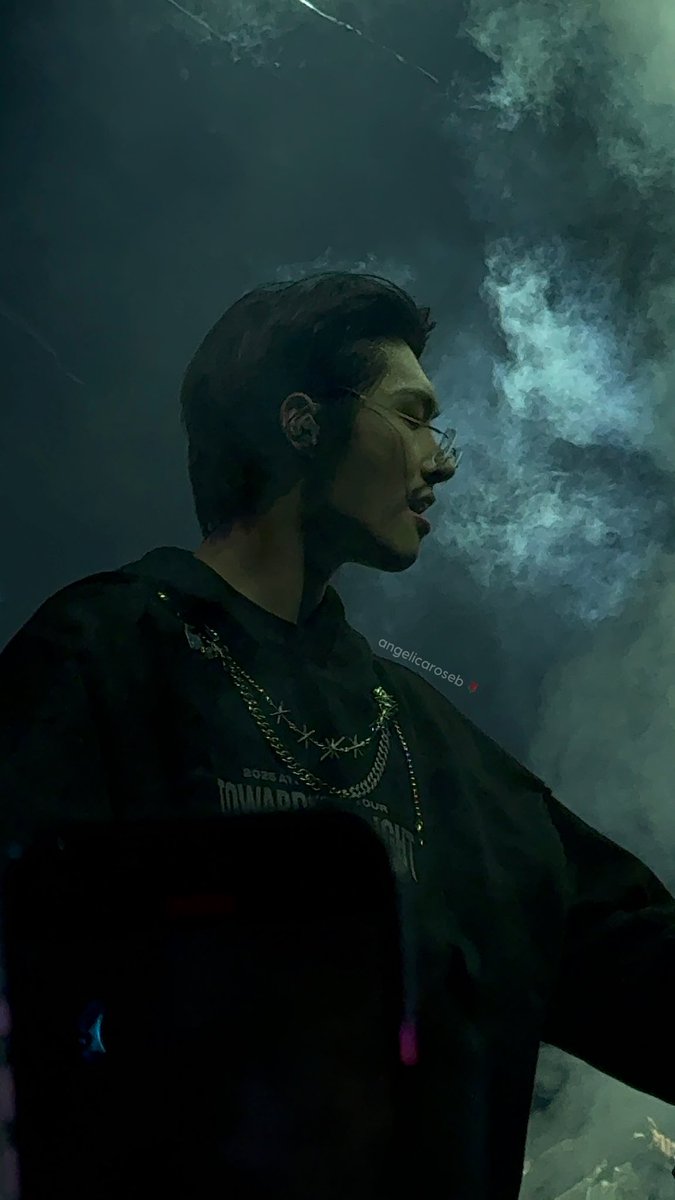 pshfavshinestar's tweet photo. the man you are song mingi…. 
#ateezinlyon https://t.co/aMPUUIxecj