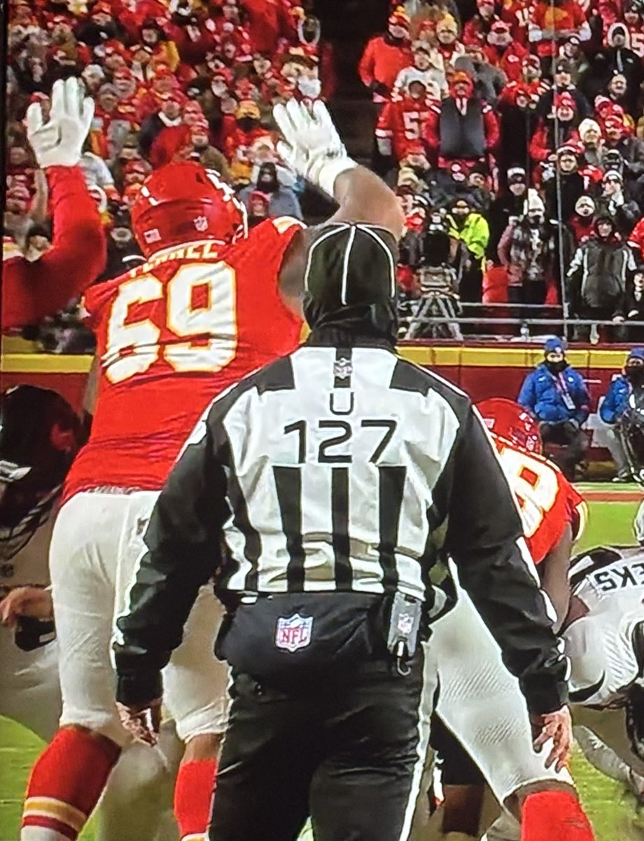 Aaron Christian tweet media