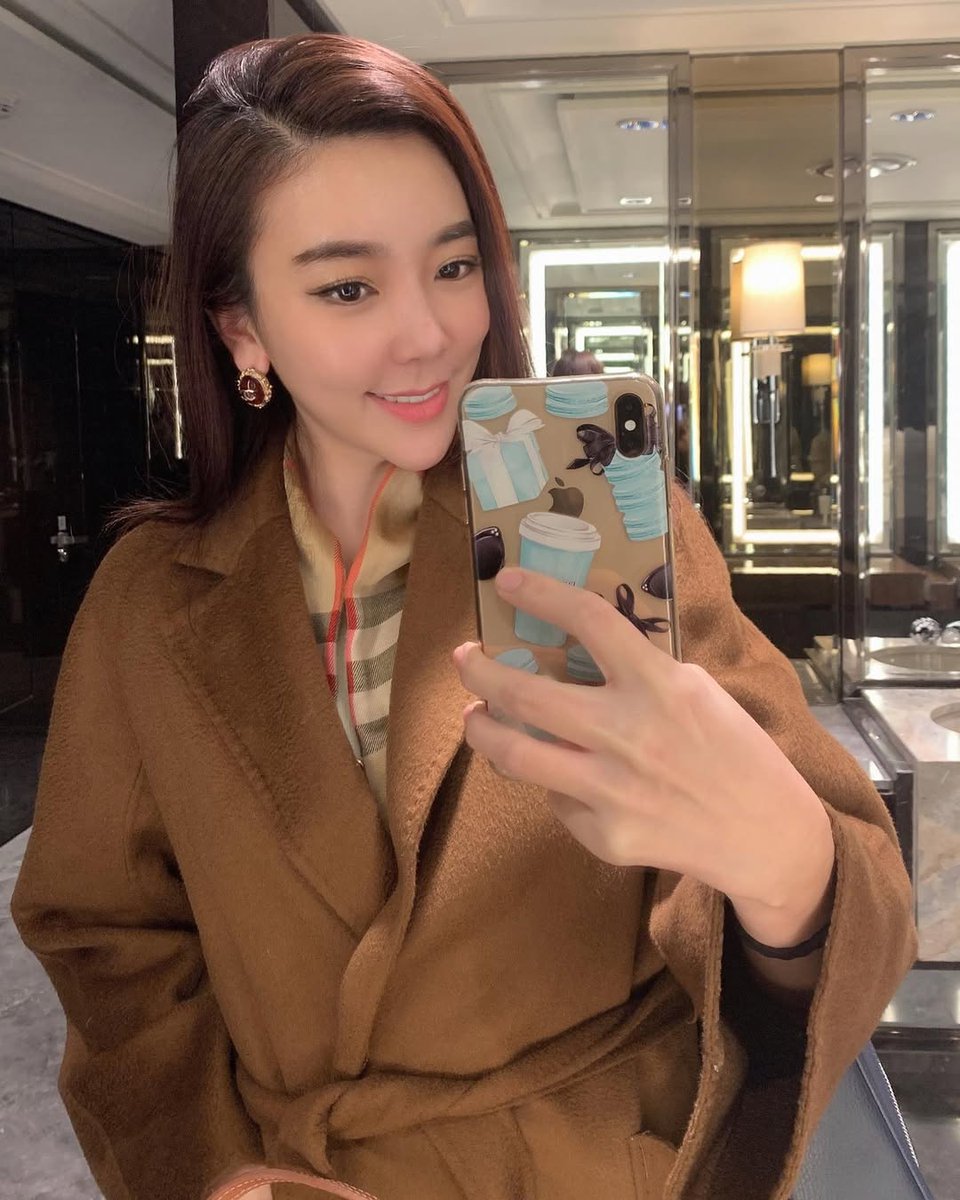 细节决定成败--温暖、魅力和完美的外套 ❤️