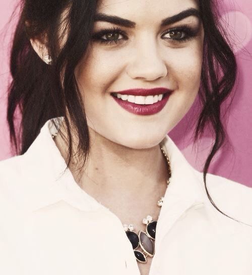 “       ℐ’𝓂 𝒹𝒶𝓃𝒸𝒾𝓃𝑔 𝓌𝒾𝓉𝒽 𝒶 𝒹ℯ𝓂ℴ𝓃       “

~•~           #SeductiveSundayᅠᅠ.                ~•~

“                𝒩ℴ． ℐ’𝓂 𝓉𝒽ℯ 𝒹ℯ𝓂ℴ𝓃              “