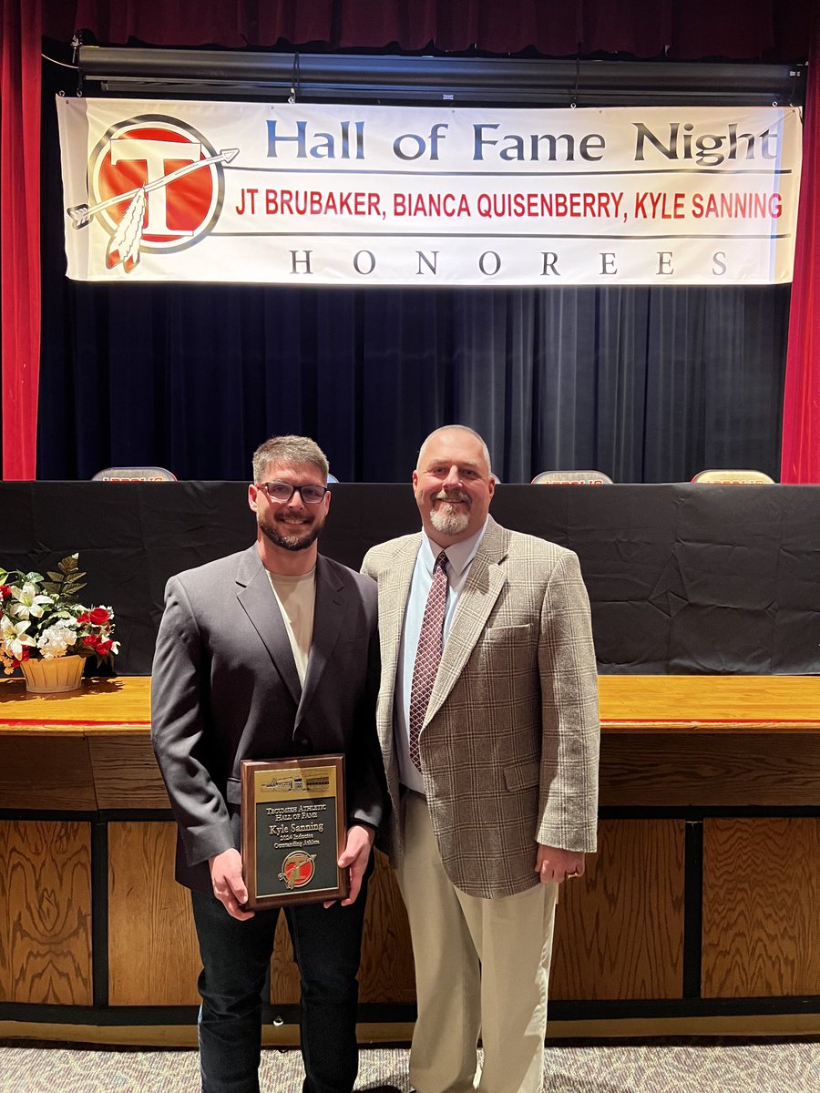 CoachCory53's tweet photo. I would like to congratulate Kyle on his induction into the Hall of Fame. I am blessed to be asked to be his presenter. A great player at Tecumseh, but an even better young man. So very proud! https://t.co/EJXxK77rvT