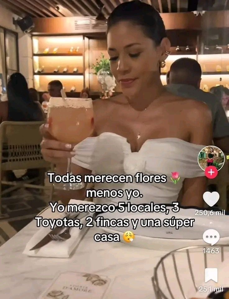 EsDeMamador's tweet image. Algo más?