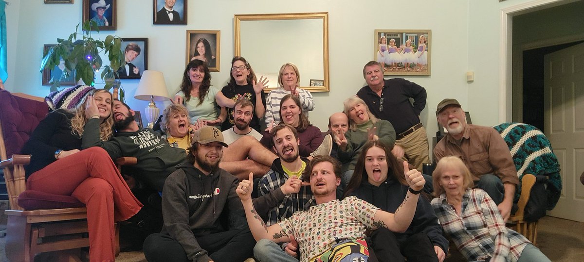 leachman17's tweet image. I TURNED 30 and am now considered old. Thanks for all the love that came out. I love you all.