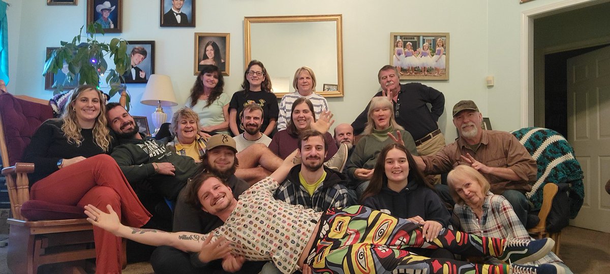 leachman17's tweet image. I TURNED 30 and am now considered old. Thanks for all the love that came out. I love you all.