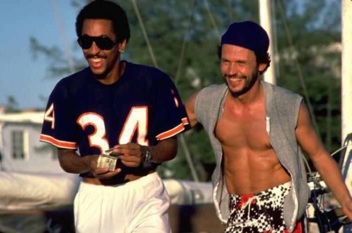 Super70sSports's tweet photo. When you’re talking about underrated 80s comedies, you’re goddamn right I’m putting in a vote for Running Scared. https://t.co/IkcMOL9YRj