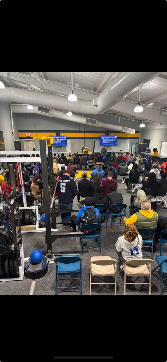 Enjoyed my visit to Reinhardt University. <a href="/Coach_JMiller/">James Miller</a> @A1Willzz <a href="/CamCagleRU/">Cameron Cagle</a> <a href="/RobStowe4/">Coach Rob Stowe</a>