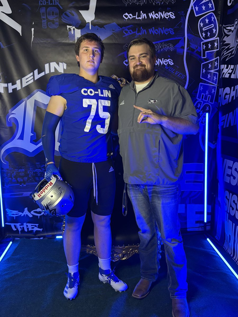 Had a great visit at <a href="/CoLinFootball/">Co-Lin Football</a>. Thanks <a href="/coachfleming17/">Coach Fleming</a> for having me out!
<a href="/bates2578/">Bates</a> 
<a href="/posey_gage/">Gage Posey</a> 
<a href="/RIsonhood/">Robbie Isonhood</a> 
@coachpharris_CA 
<a href="/trippmccarty/">Tripp McCarty</a> 
<a href="/coachlatt41/">Ryan Laster</a> <a href="/CoachMDavis12/">Micah Davis</a> 
<a href="/CoachDavisCLCC/">Glenn Davis</a>
