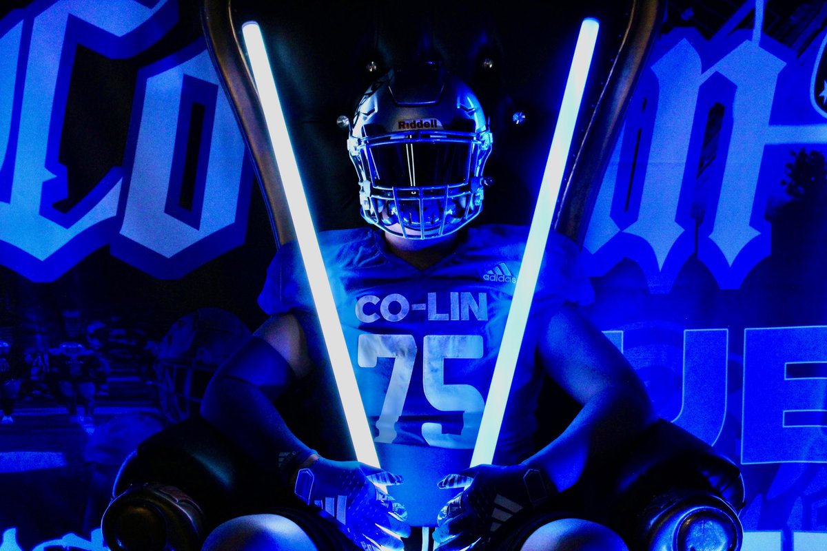 ZachSmith39110's tweet photo. Had a great visit at @CoLinFootball. Thanks @coachfleming17 for having me out!
@bates2578 
@posey_gage 
@RIsonhood 
@coachpharris_CA 
@trippmccarty 
@coachlatt41 @CoachMDavis12 
@CoachDavisCLCC https://t.co/ToNc5HU2Qm