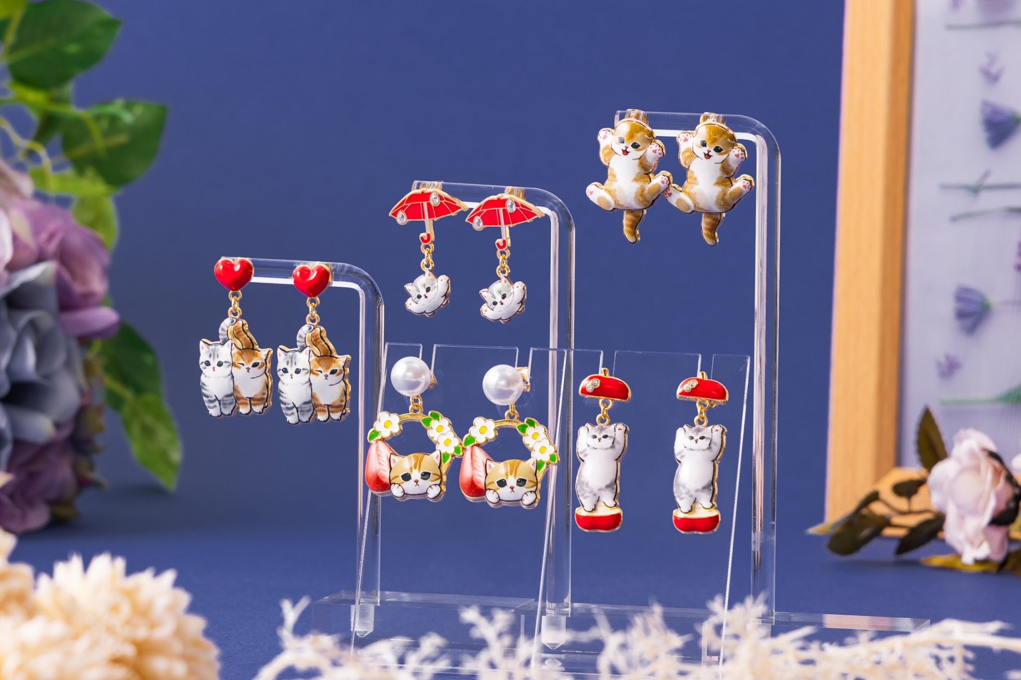 ちまっと♡おしゃれチョコにゃんこ　しっぽゆらゆら　ピアス/イヤリング✩*॰¨ ちまっと♡いちごチョコなにゃんこ（濃）しっぽゆらゆら☆ピアス