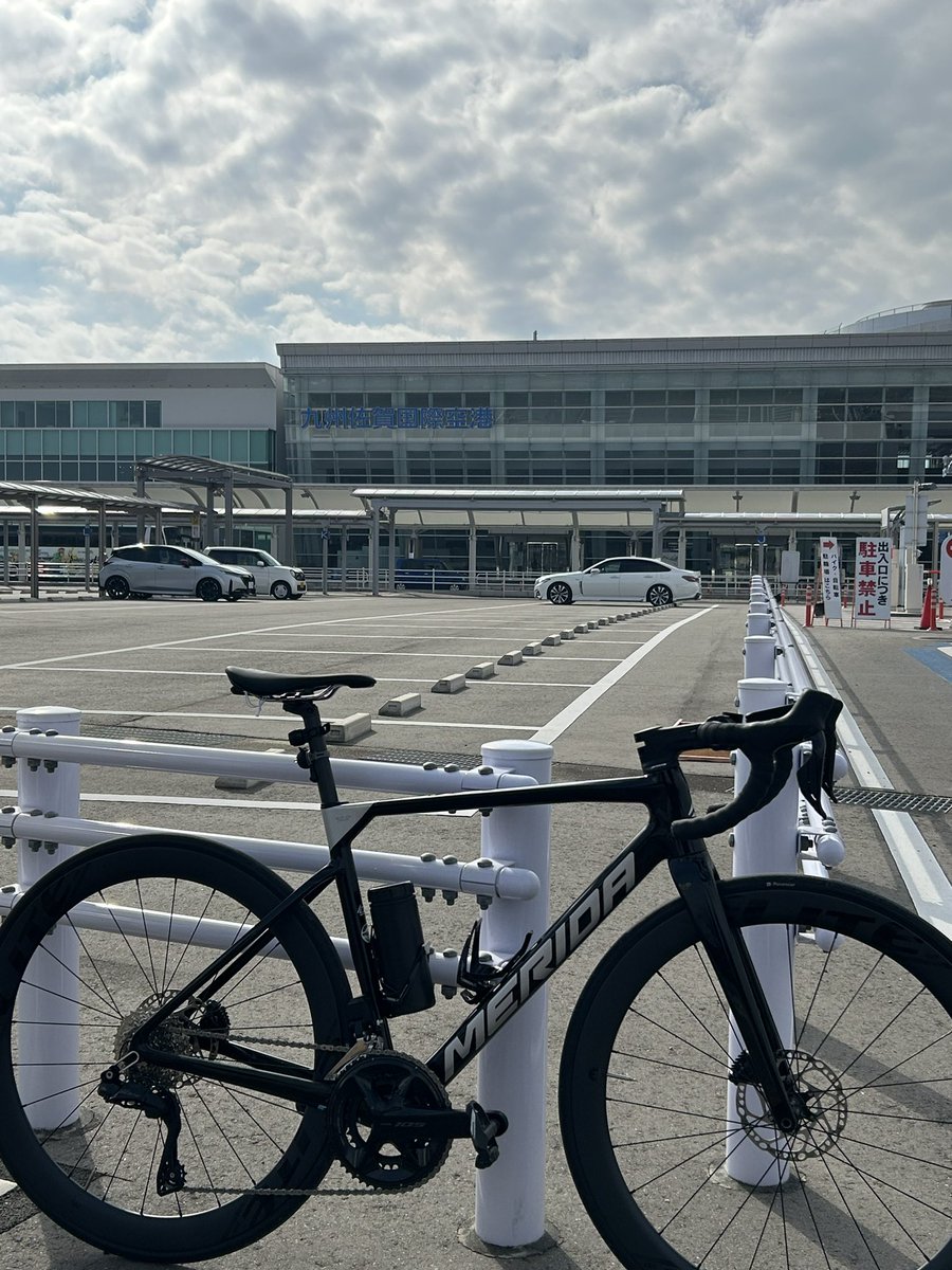 0512Ponzu's tweet photo. 佐賀空港信号なくてめちゃくちゃええやん https://t.co/P0iVD1hfYN