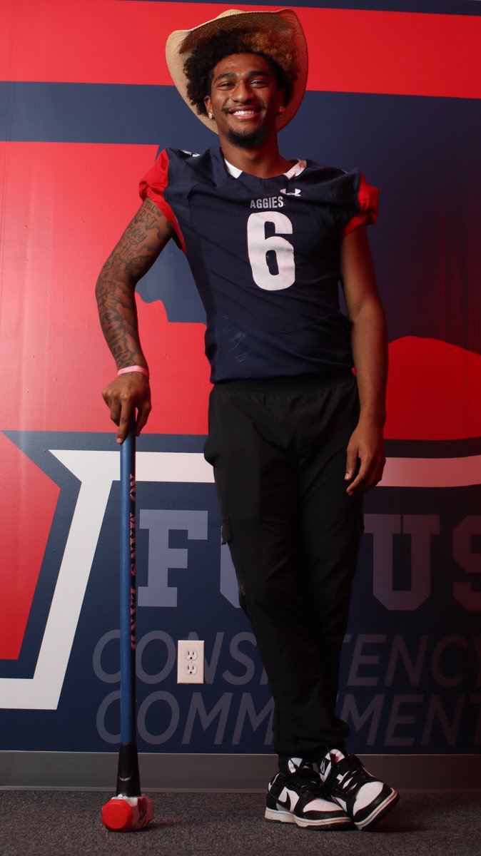 Thank you <a href="/OPSUFootball/">OPSU Football</a> for a good time today.

Thank you <a href="/coachnalley/">Will Nalley</a> &amp; <a href="/CoachKKerns/">Kenzie Kerns</a> for the tour around.
<a href="/CoachThrash/">Judd Thrash</a> <a href="/806hsscmedia/">Jasone Pearson</a> <a href="/CoachWhiteDB1/">Coach White</a> <a href="/Monterey_Sports/">Monterey HS Athletics</a>