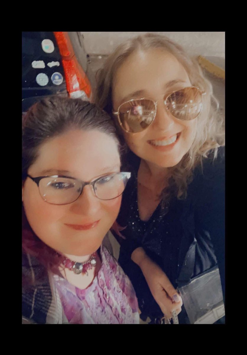 malloryann48's tweet photo. It’s been a minute! Hola! https://t.co/mS0f4OFuiF