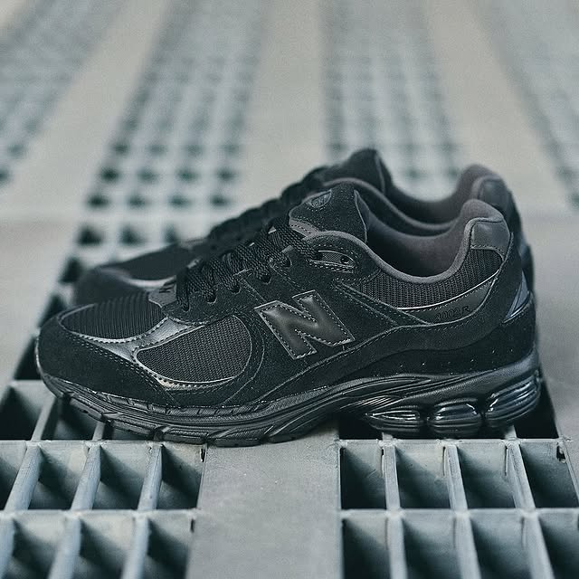 New Balance U2002 RBL “Tripld Black” (ニューバランス 