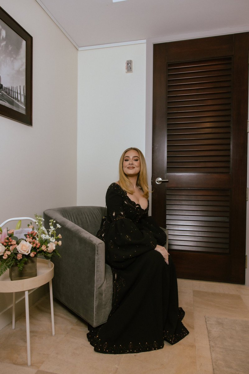 Adelelivechat's tweet photo. @Adele https://t.co/R1BTBa6ukp