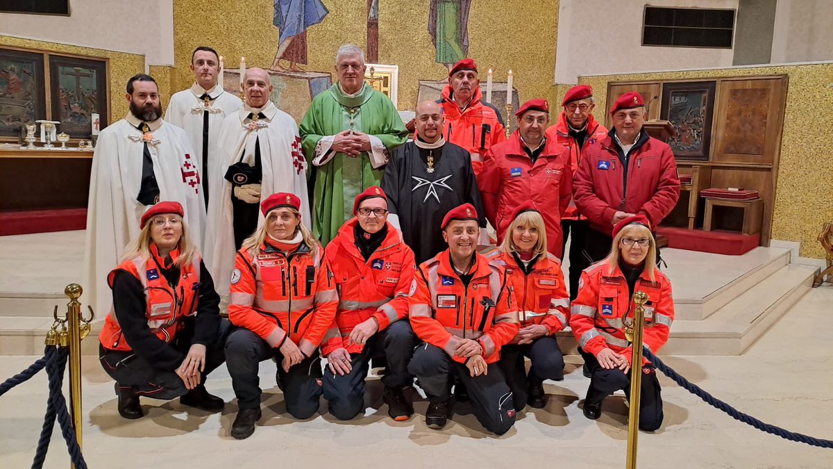 VLucisa3's tweet image. Santa Messa solenne per Sant’Antonio Abate oggi a Seregno, presso la parrocchia del Lazzaretto dal nostro Assistente Spirituale Don Michele Somaschini.
#gruppomonzabrianza #cisom #ordinedimalta CISOM Corpo Italiano di Soccorso dell&apos;Ordine di Malta Raggruppamento Lombardia - CISOM…