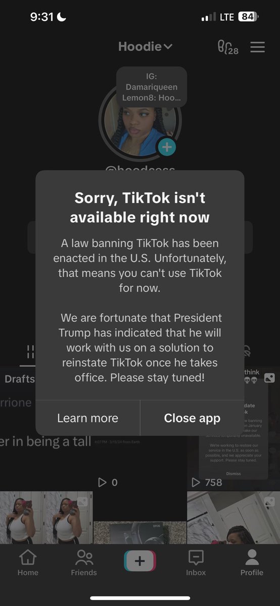 duhhmari's tweet photo. It's not even 12 midnight wtffff 😭😭😭😭😭😭😭😭😭  #RIPTikTok https://t.co/WFQOISQrRp