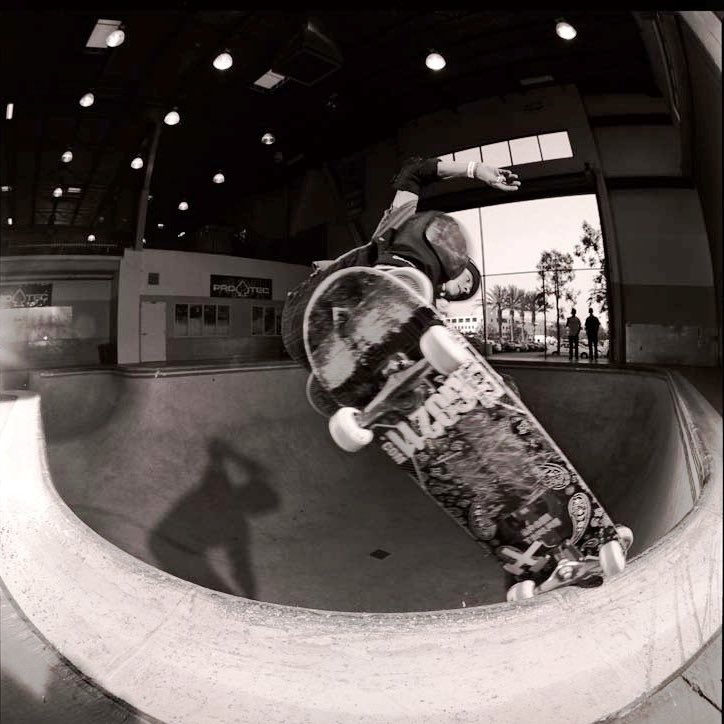 #RIPCOMBI - Here is my first photo shot in it ‘07 - Was rad watching this thing getting shredded one last time today - thanks for shooting me 📸 <a href="/brianfick/">Brian Fick</a>