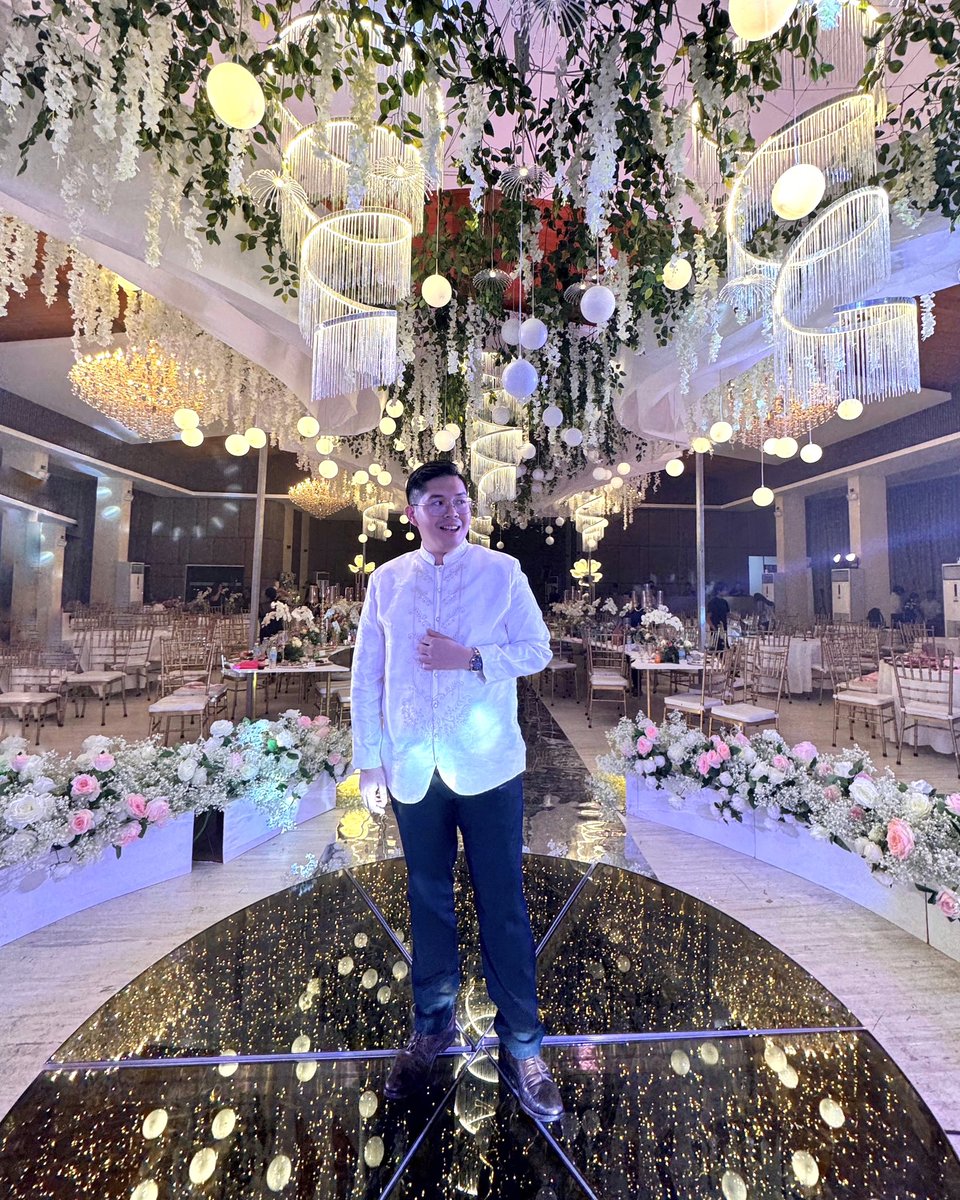 JBugas's tweet photo. that night was too magical, so are you ✨

#JuliusMadeTheRightJessiesion #PrincipalSponsor https://t.co/uWwXMcgxjv