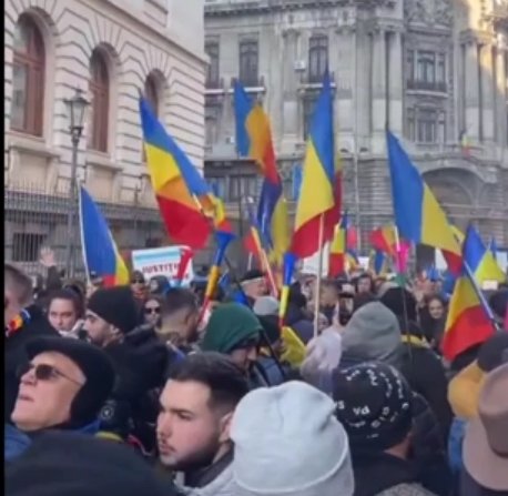 lduartec's tweet image. Rumania, un pueblo que si sabe cómo hacer valer su voluntad, pèse al globalismo que no acepta los resultados.🇹🇩