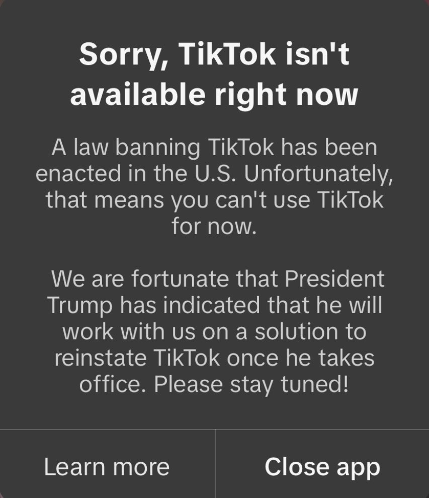 lloydkx5's tweet photo. Type f in the chat yall 🫡 #TikTok https://t.co/Hh5y3QD0wf