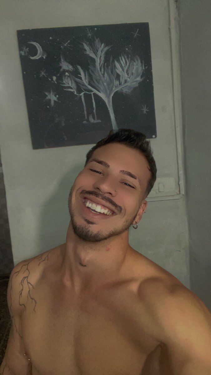 Alex Hernández tweet media