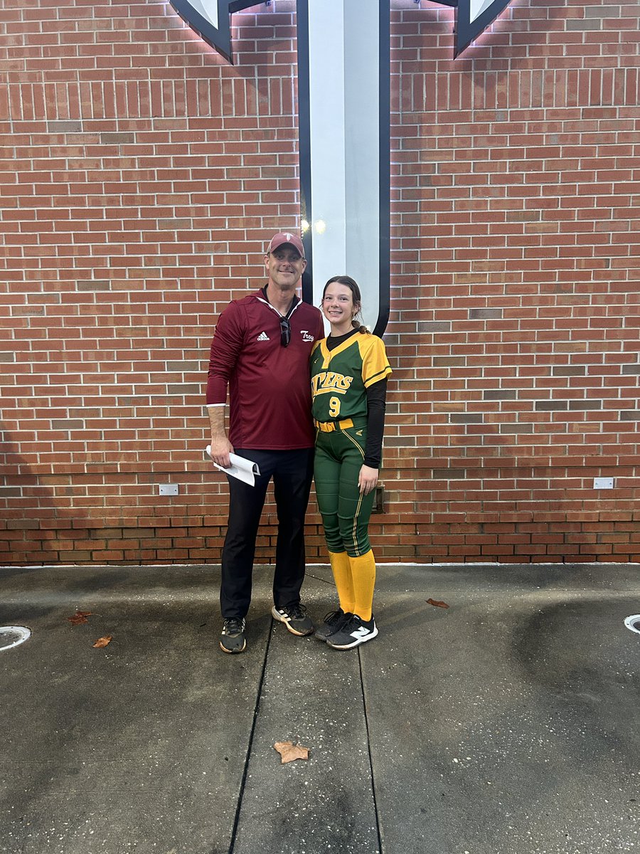Makenzie Khaler (@khalerz35) on Twitter photo I had such an amazing time today with <a href="/TroyTrojansSB/">Troy Softball</a> , thank you to all the coaches and players that took time out of their day to put on this great camp! Thank you for such good feedback and can’t wait to be back! <a href="/e_newellcoach/">Eric Newell</a> <a href="/NateTompkins/">Coach Nate</a> <a href="/MackPuck01/">Mackenzie Puckett</a> I had such an amazing time today with <a href="/TroyTrojansSB/">Troy Softball</a> , thank you to all the coaches and players that took time out of their day to put on this great camp! Thank you for such good feedback and can’t wait to be back! <a href="/e_newellcoach/">Eric Newell</a> <a href="/NateTompkins/">Coach Nate</a> <a href="/MackPuck01/">Mackenzie Puckett</a>