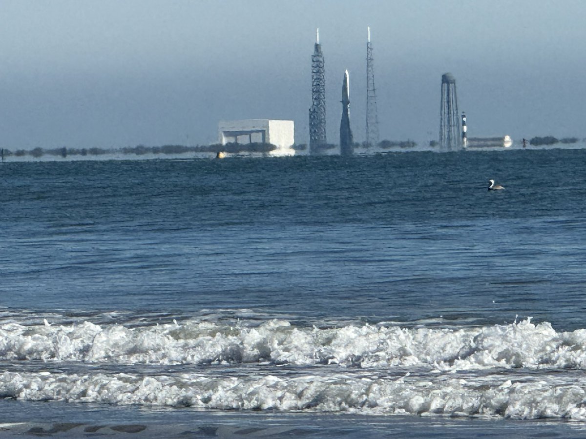 Thinking back to last week when I was able to see New Glenn on the pad! 😱