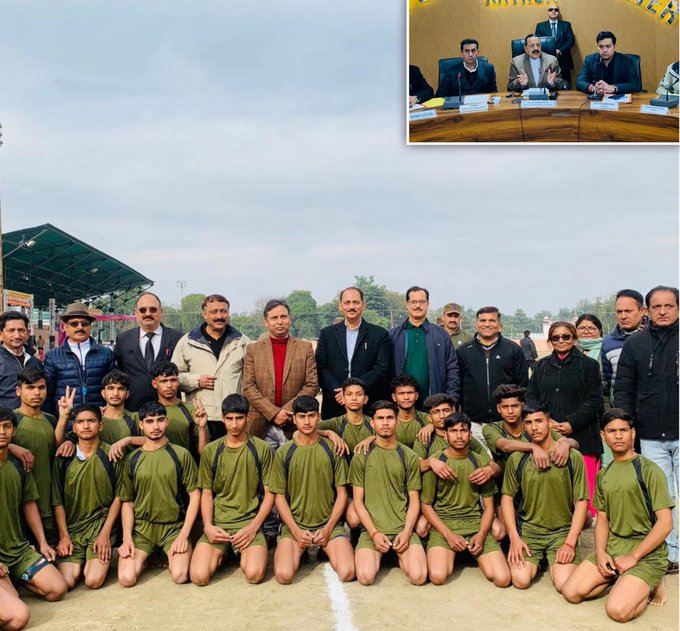 jkchanneltv's tweet image. #DrJitendraSingh e-inaugurates Sansad Khel Spardha in #Kathua

@DrJitendraSingh
@PIB_India
@diprjk