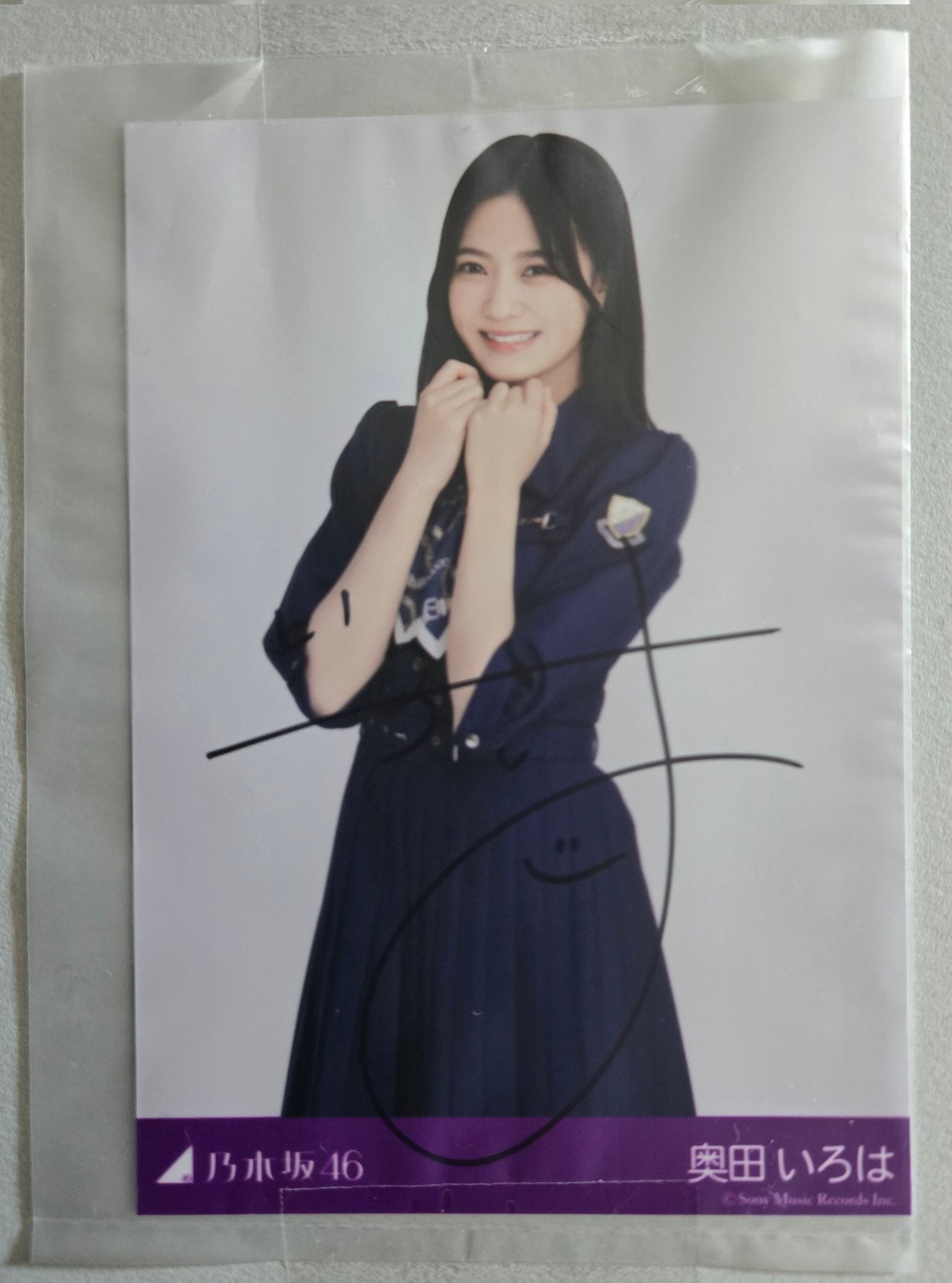 乃木坂46 奥田いろは　サイン入りチェキ 乃木坂Rhythm Festival 乃木坂46 奥田いろは 直筆サインチェキ - メルカリ