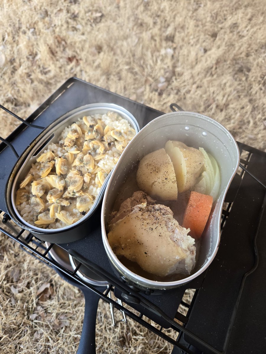 5900ppm's tweet photo. ハンゴーデビュー
#ソロキャンプ　#戦闘飯盒　#キャンプ飯 https://t.co/IjHmD87S08