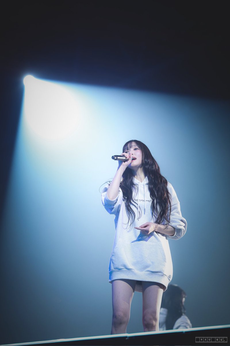 푸르던 봄날 tweet media