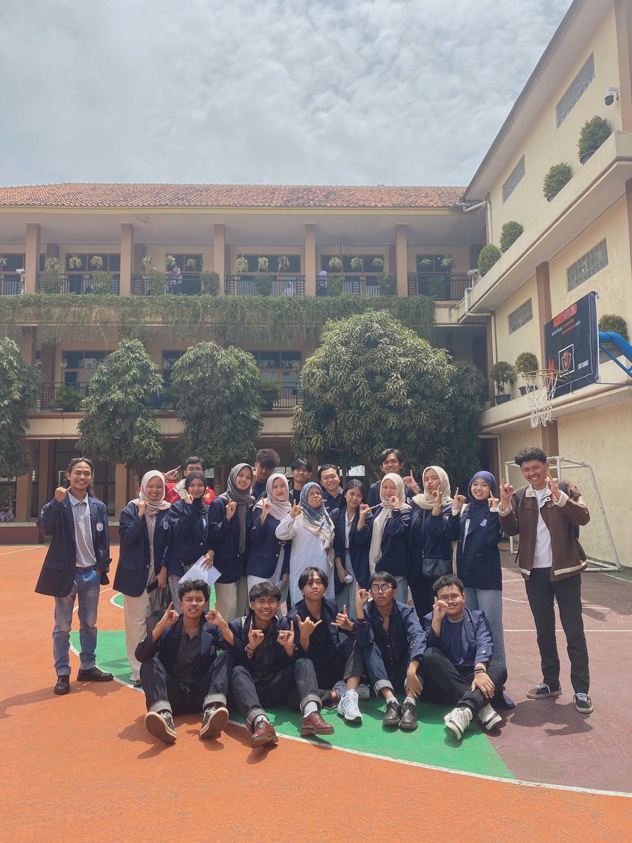 _h24n's tweet photo. prolog baik awal tahun https://t.co/fASApwn6Kk