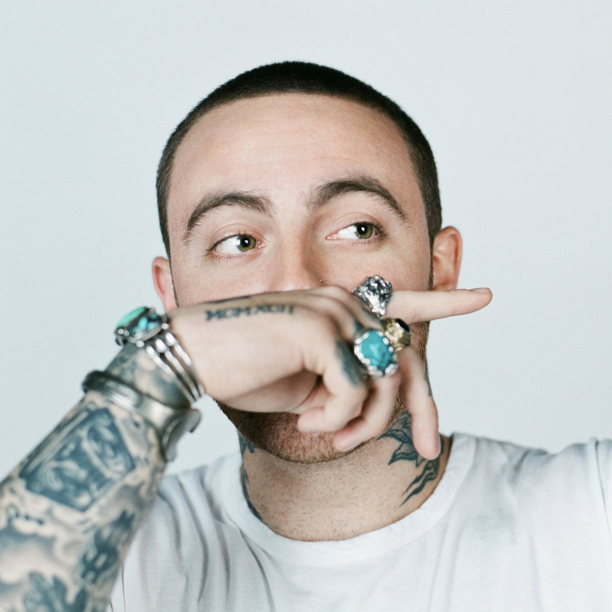 Happy birthday to the late Mac Miller, who would’ve turned 33 today.