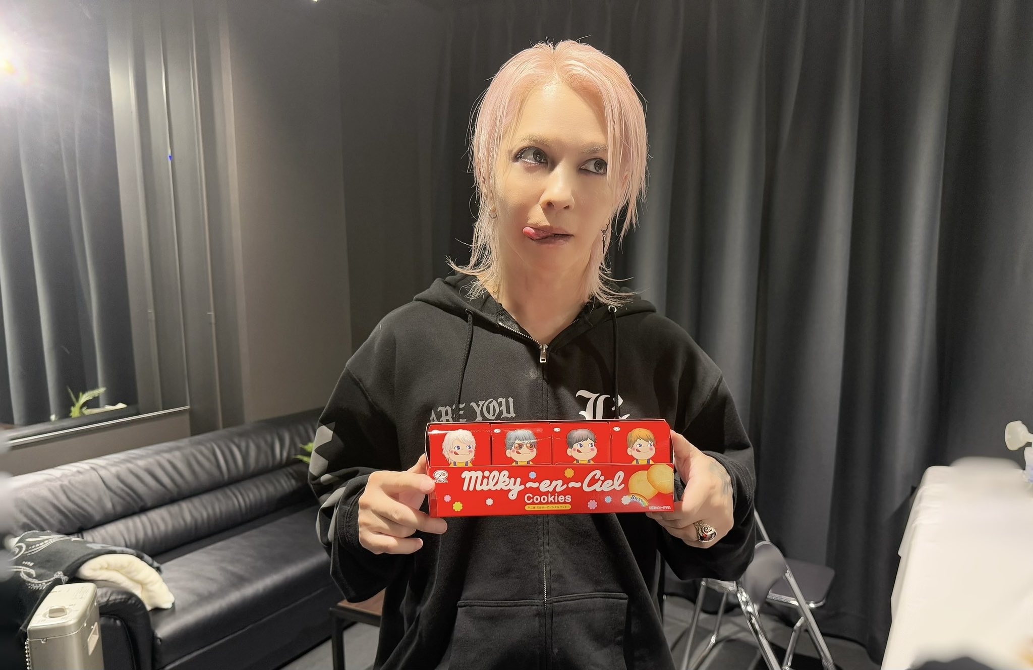 ラルク　hyde誕生祭　プレミアムシートグッズ　ペンライト付き おまけで金テ銀テ L'ライト -hyde誕生祭Ver.- - L'Arc-en-Ciel Official Goods Store