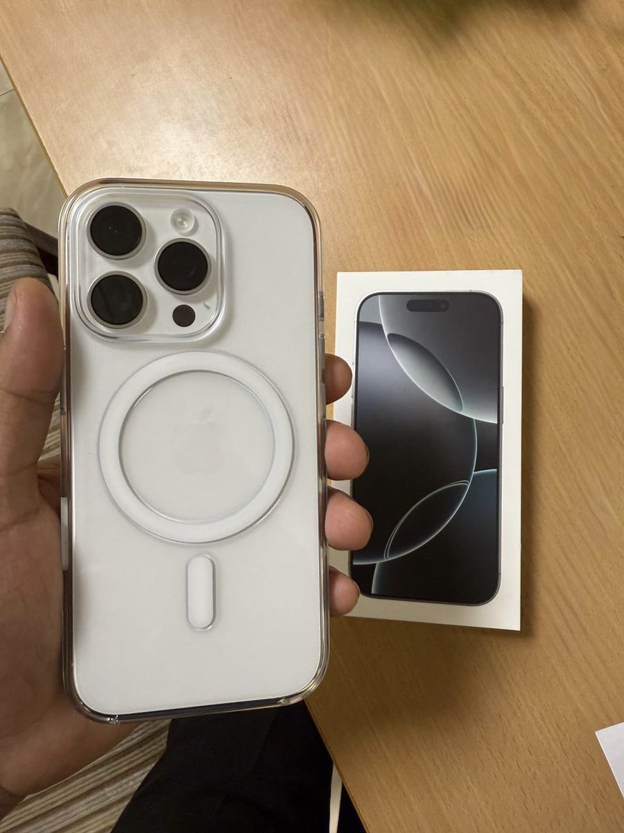 adityaUPID's tweet image. Type-C, Universal, hassle-free #16pro 