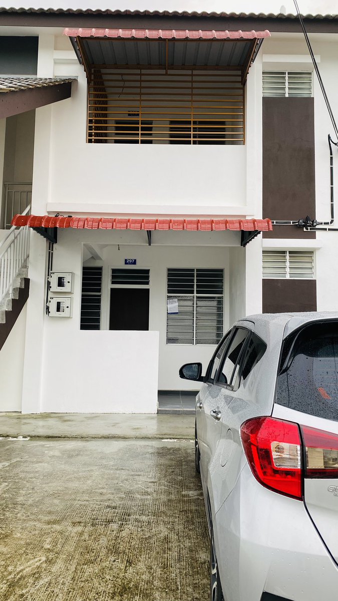 AlangMocha's tweet photo. InshaAllah lah tahun ni kita tak ke mana2.. buat rumah sampai jadi😇 https://t.co/afbW3Ubiqx