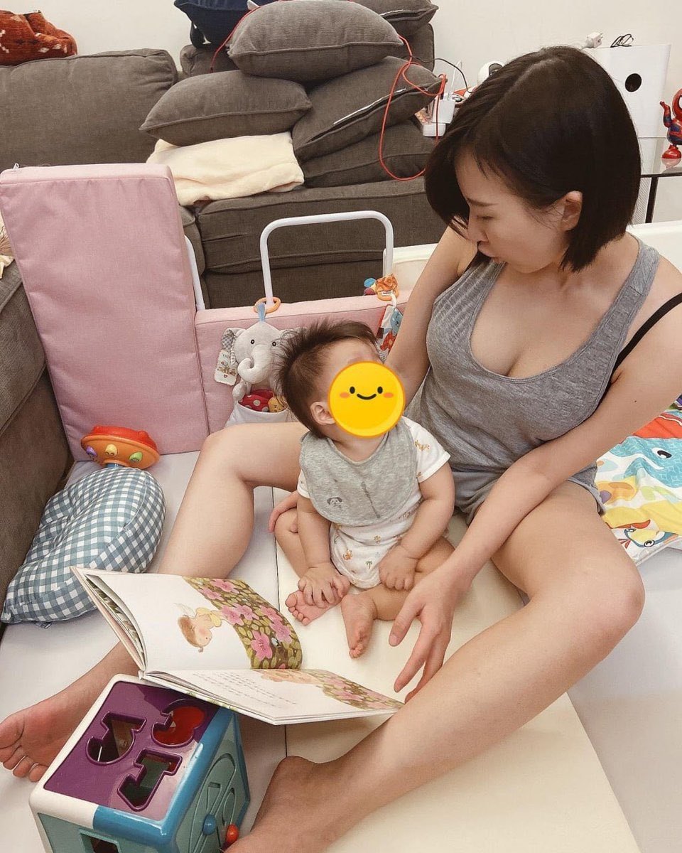 tikihat47's tweet photo. 我没开玩笑私信我真的会给你们发裸照色图的。😋 https://t.co/rC1EaGYBIL