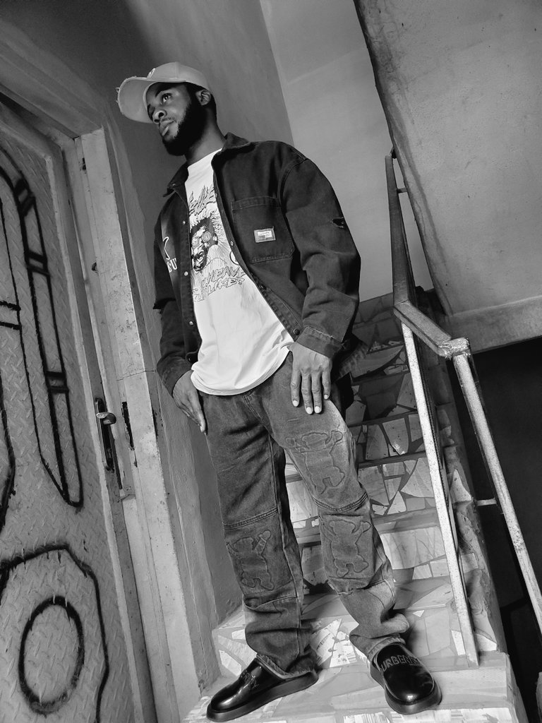 Tomorrow, you can wake up and the person you love can love somebody else. 
But a 100 dollar bill will still be a 100 dollar bill.✌️