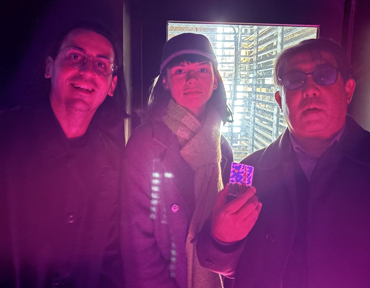 ordinalscrybz's tweet image. We had a pleasure to give @SATSCARD with @BTC_WC to Yukio of @AspreyStudio including custom made Tokyo tower painting by Shelest so we all remember the occasion!

Deep down into physical / digital inscriptions showcased @ArtGoldenGai SCRYBZ room on 5th floor coming in hot!