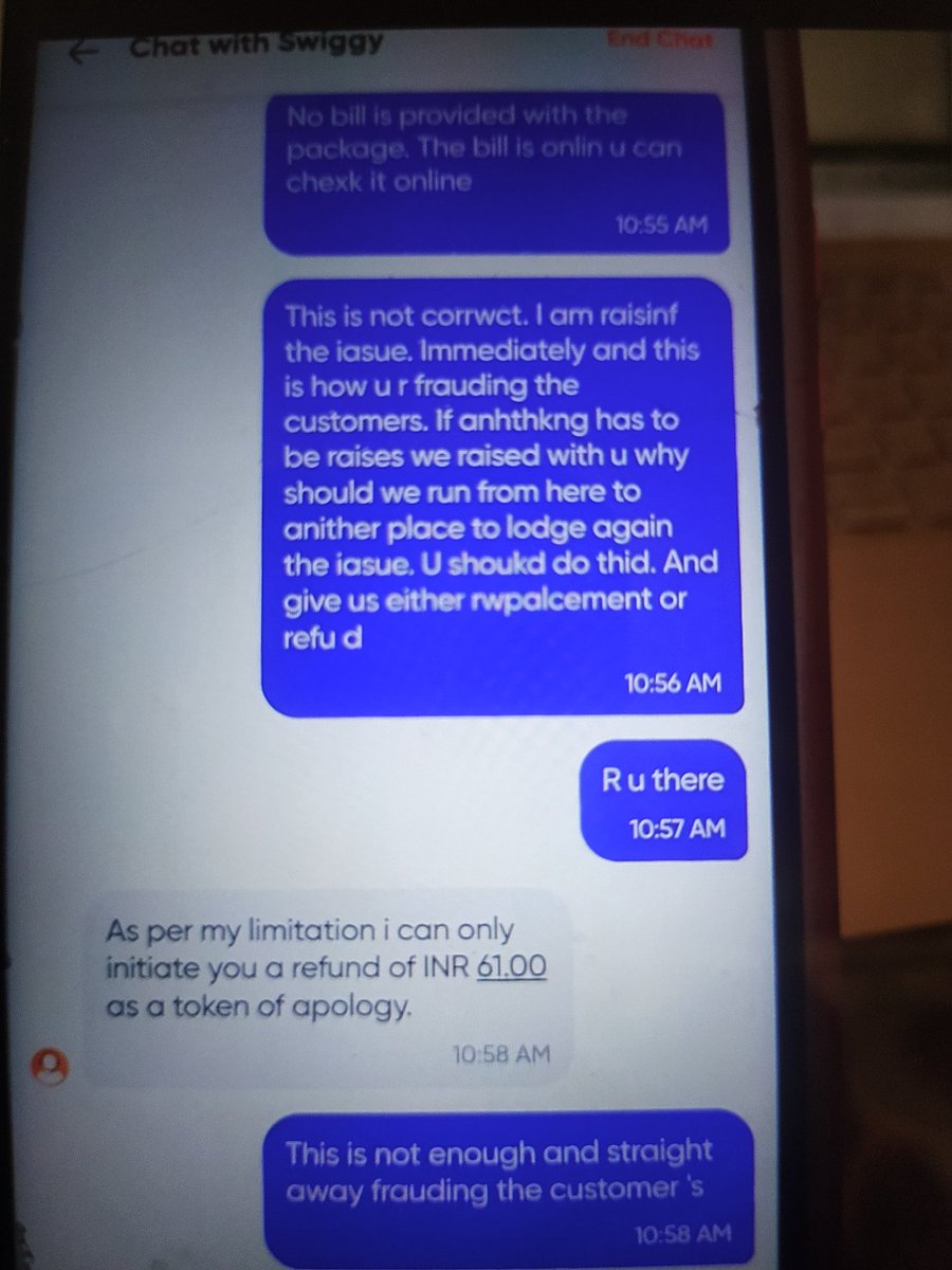 TANIABOSE16's tweet photo. @Swiggy @SwiggyCares @TheobromaIndia  cheating customers is not ok. Please explain why your customer executives cant provide refund or replacement for destroyed package. Even the delivery agent asked us to connect with swiggy customercare immediately!! @jaagogra https://t.co/uFs6bEkrRf