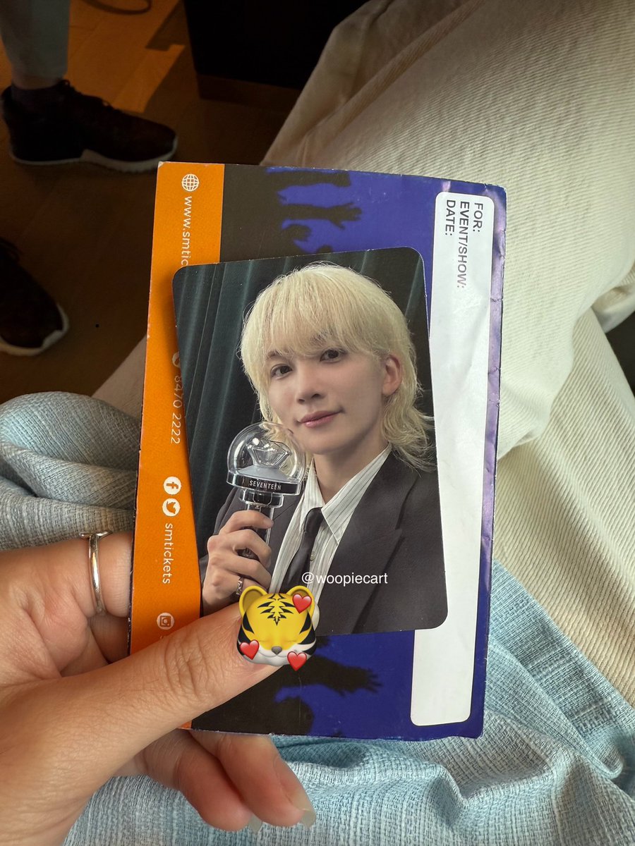 woopiecart's tweet photo. WTT/LFT 

🧷 have: jeonghan caratzone pc 
🧷 want: hoshi caratzone pc 

🏷️ svt seventeen right here in bulacan caratzone pc photocard https://t.co/yqgYkcDYZf