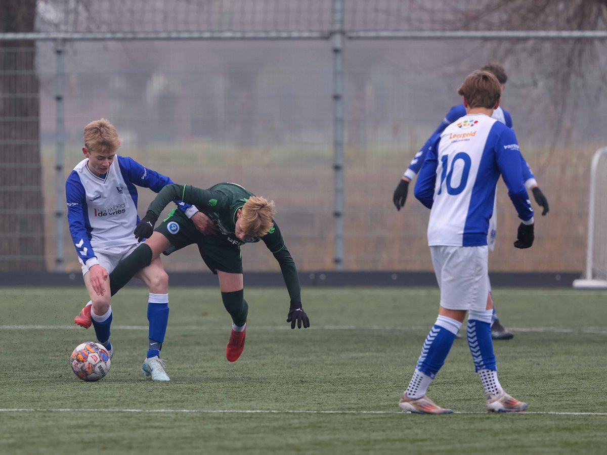 Edjestheater's tweet photo. Fotoverslag @DeGraafschap - @Blauwwit34 JO16-1 

https://t.co/EPC3DSUUVZ

#jeugdvoetbal #degraafschap #blauwwit34 #canonnl #sportfotografie https://t.co/pYHY45w3cS