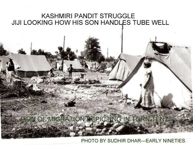 AMEAK_Displaced's tweet image. Today, we remember the Kashmiri Pandit genocide that occurred on January 19, 1990.
This day i.e. 19th January is marked as Black Day in our history.  On this day, thousands of Kashmiri Pandits were forced to flee their homes in the Kashmir Valley due to violence &amp;amp; persecution.