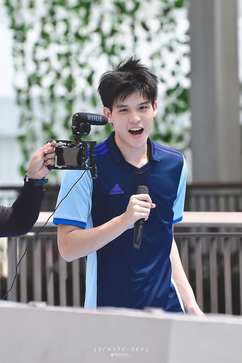 maryjaenz's tweet photo. รูปถ่ายเมื่อวานกับวันนี้นิ https://t.co/lEuwLasKkX