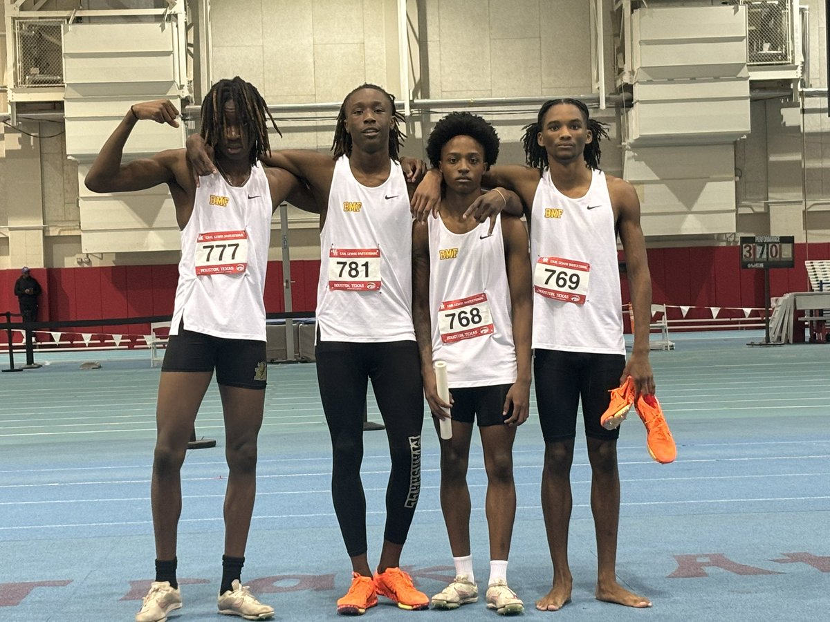 And the mid distance crew enters the chat….. 

Congrats to the 4x8 on their 2nd place finish @ the Carl Lewis HS Indoor Invitational.