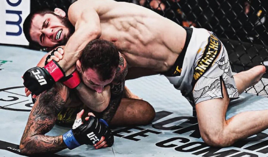 desert_mma's tweet photo. اسلام ماخاتشيف🏆:

" ارمان محظوظ انه لم يكن هنا اليوم " https://t.co/8BeSK5C8Jd