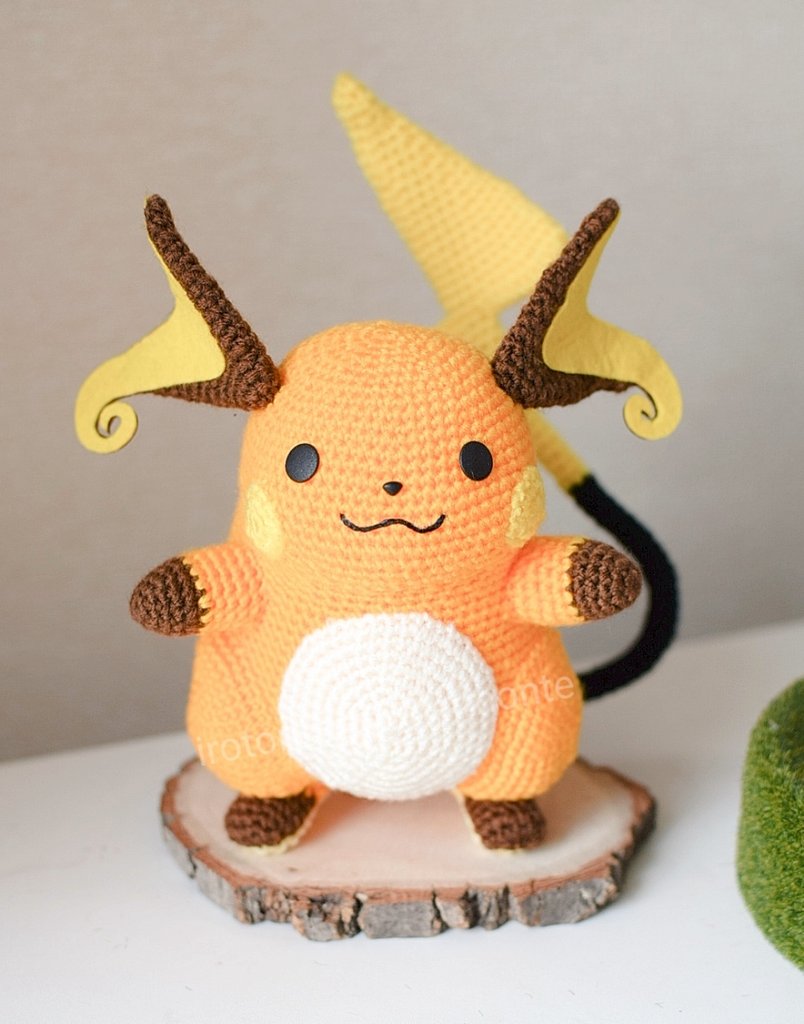 ライチュウのあみぐるみを編みました⚡️ くびれを許さぬワガママ